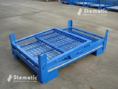 METAL PALLETS & TROLLEYS