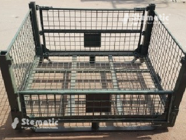 METAL PALLETS & TROLLEYS