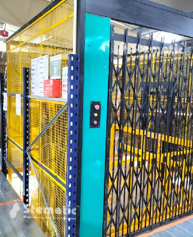 GOODS LIFT