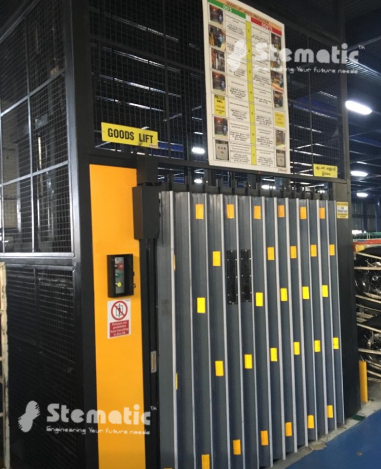 GOODS LIFT